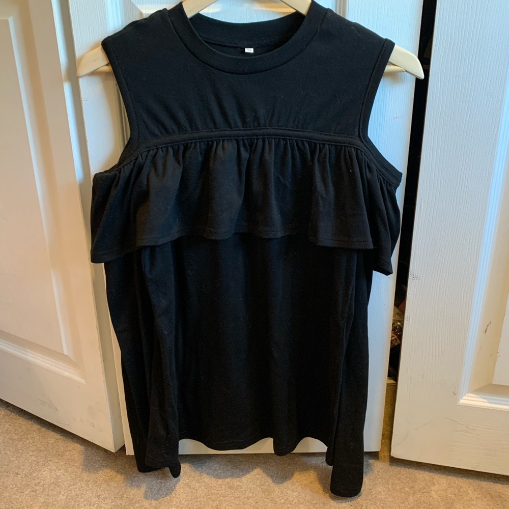Cold shoulder top